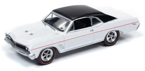 1967 Buick GS400 R1 Johnny Lightning American Snapshots Diorama White Die Cast Modellauto 1:64