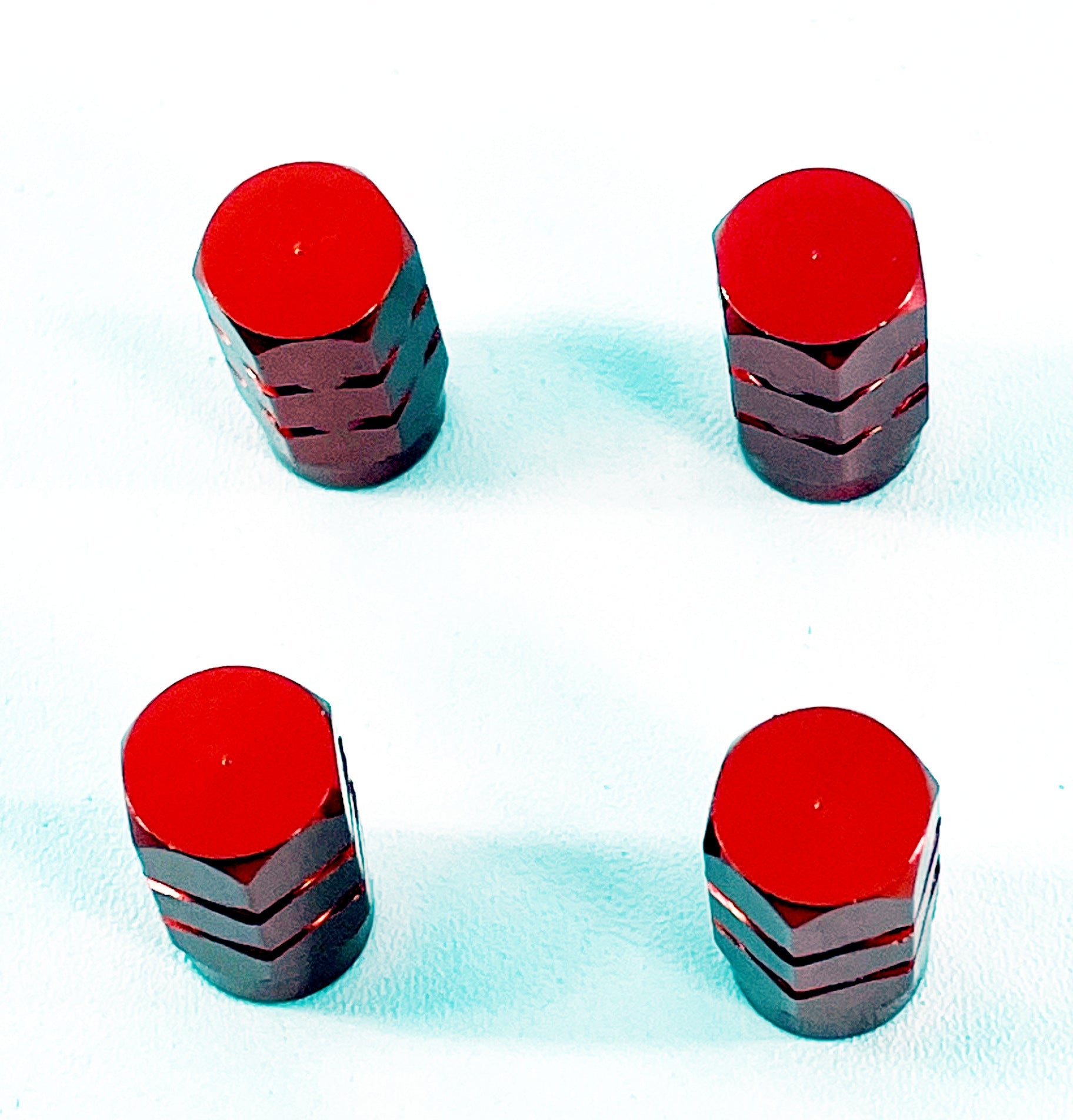 Set von 4 rot eloxierten bearbeiteten Aluminiumventil-Stemkappen Reifenluftventilabdeckungen