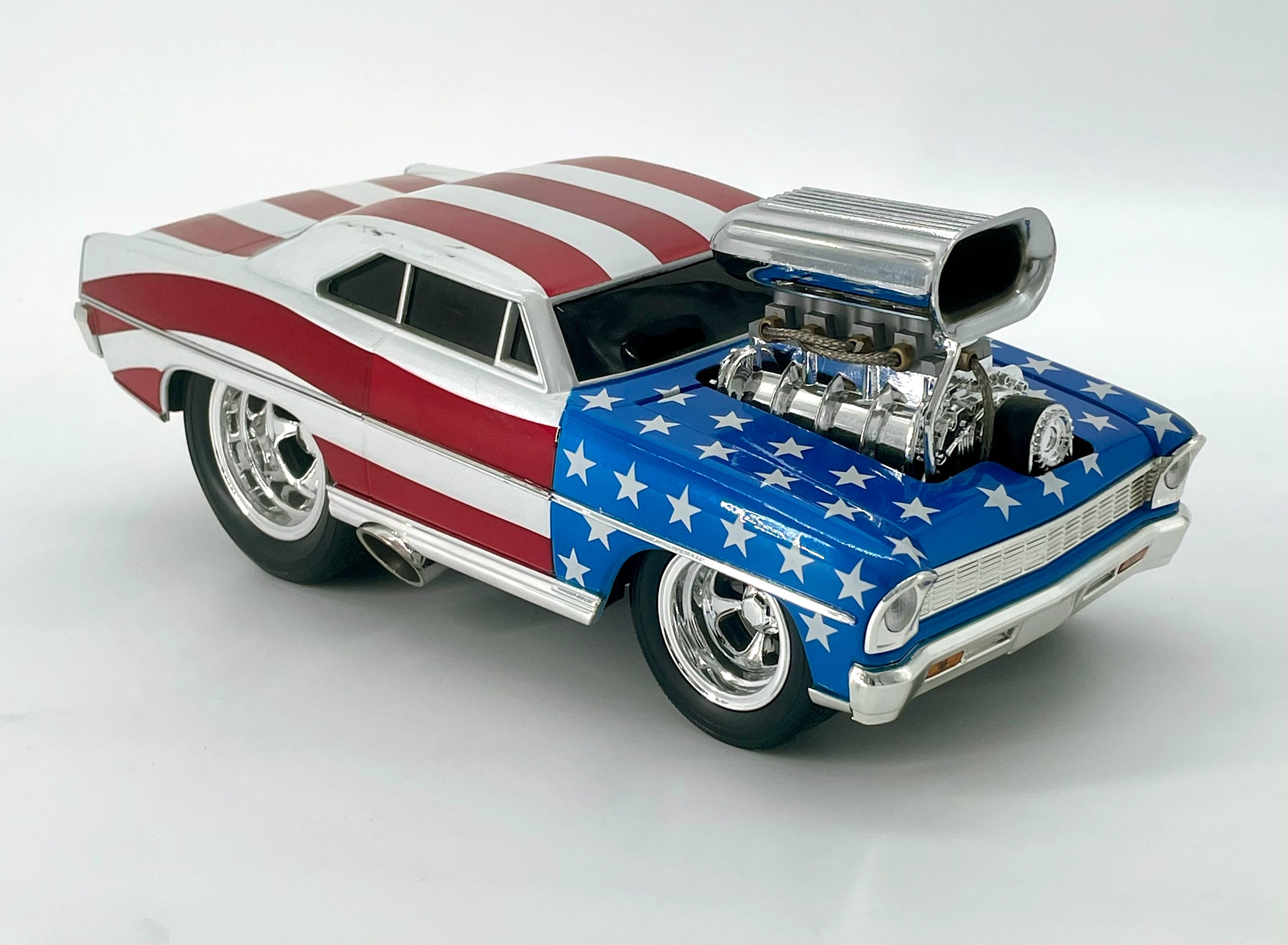 1966 Chevy Nova Muscle Machines Stars & Stripes 1:18 Maßstab Diecast Car - Sammlerstück