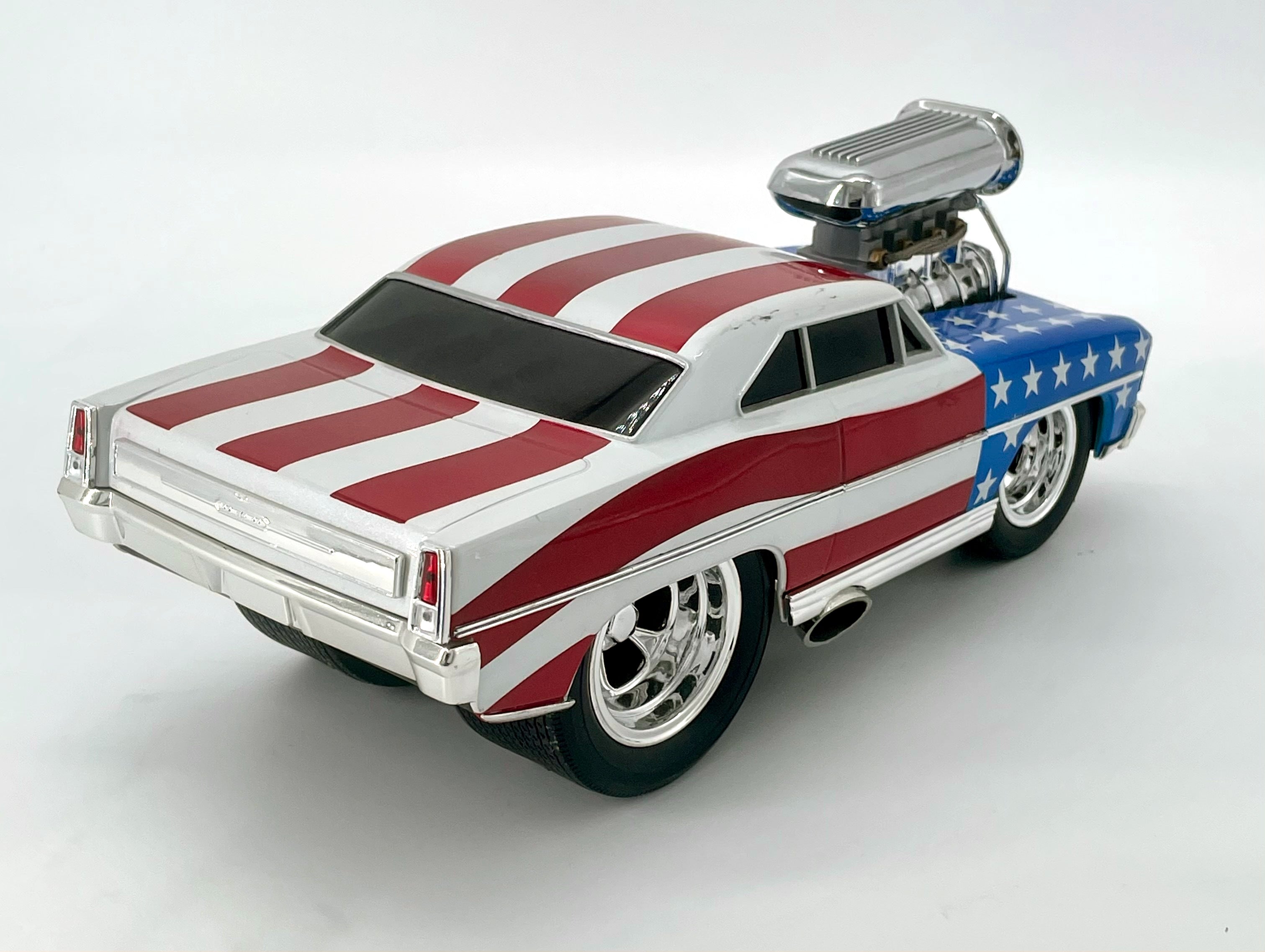 1966 Chevy Nova Muscle Machines Stars & Stripes 1:18 Maßstab Diecast Car - Sammlerstück